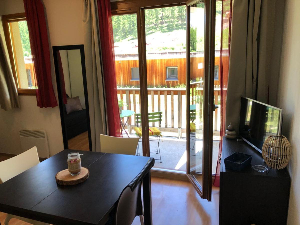 Studio Vue Piste + Parking Souterrain Privatif Inclus Les Orres Luaran gambar